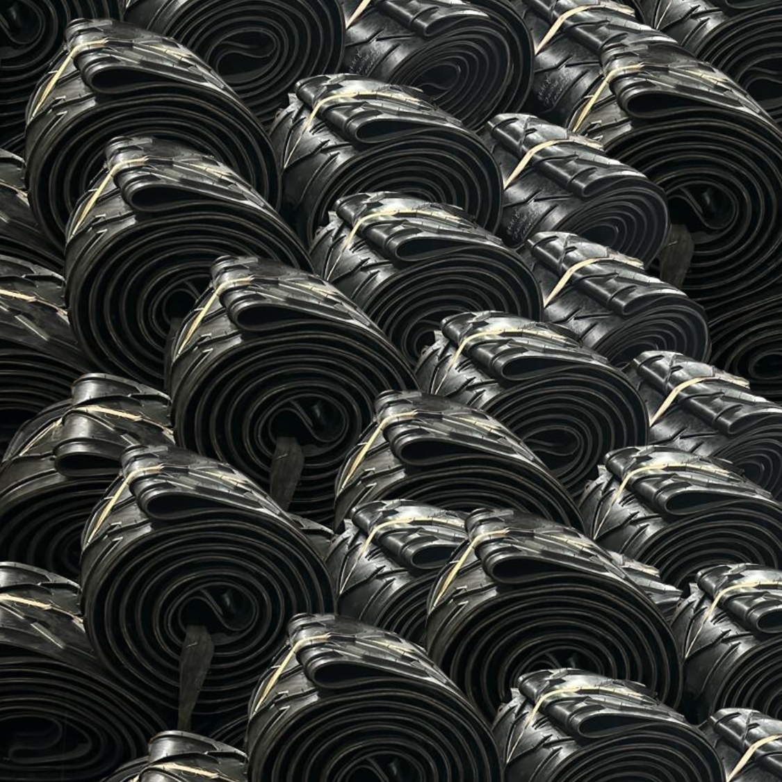 Rolled Chevron Conveyor Belts: Rubber Conveyor Belts by Bullflex Rubbers.